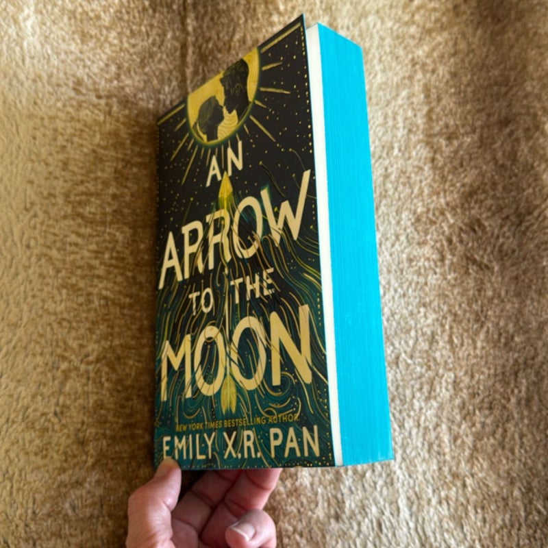 An Arrow to the Moon *Fairyloot Exclusive Paperback Edition* *Hand Signed*