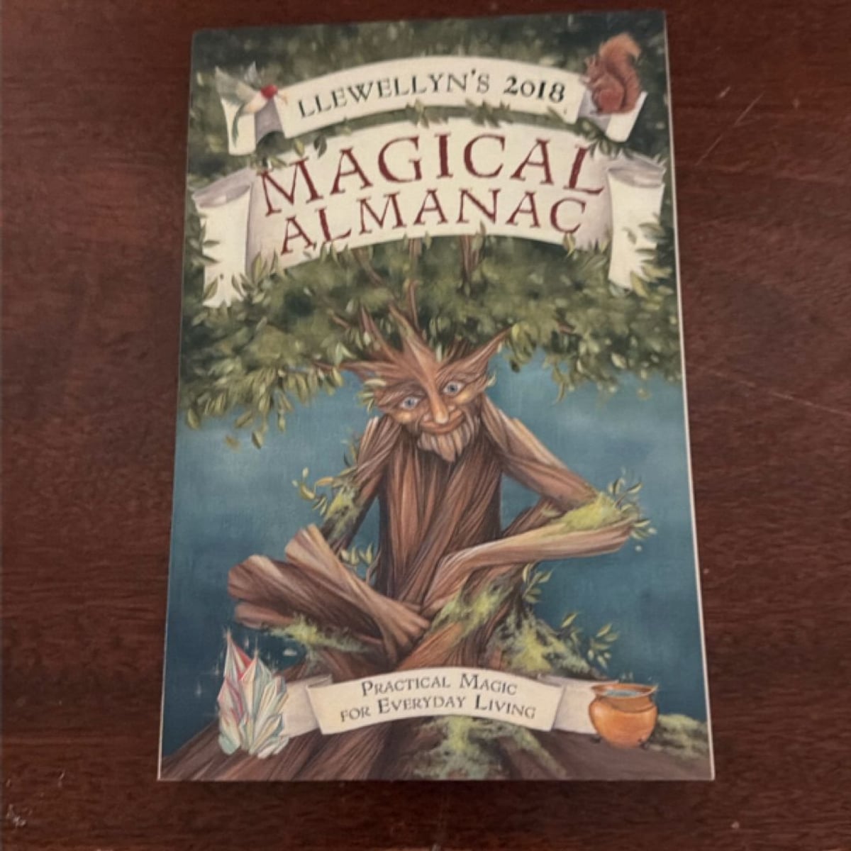 Llewellyn's 2018 Magical Almanac by , Paperback | Pangobooks