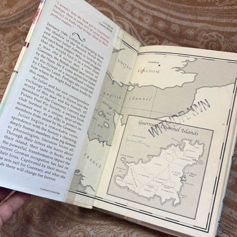 The Guernsey Literary and Potato Peel Pie Society