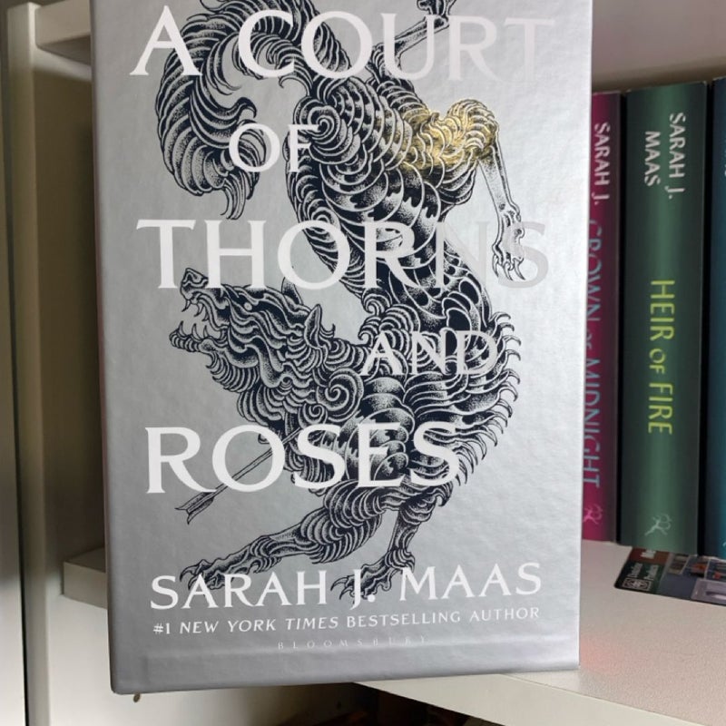 A Court of Thorns and Roses Paperback Box Set (5 Books)