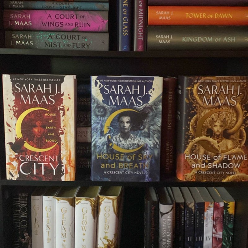 Crescent city trilogy 