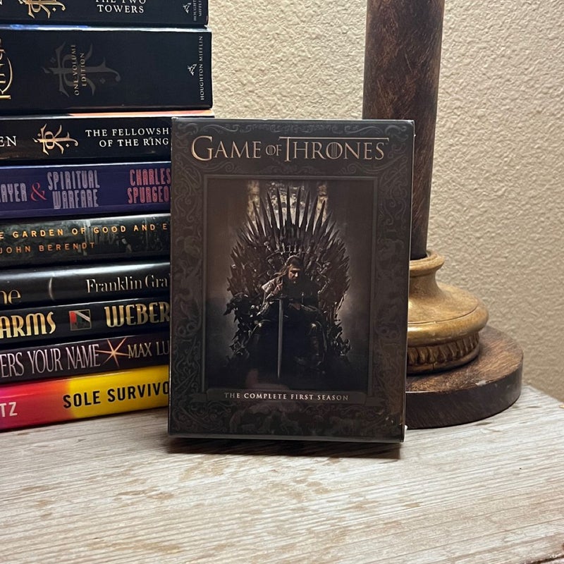 Game of Thrones Book set/ DVD Complete Season One set bundle!