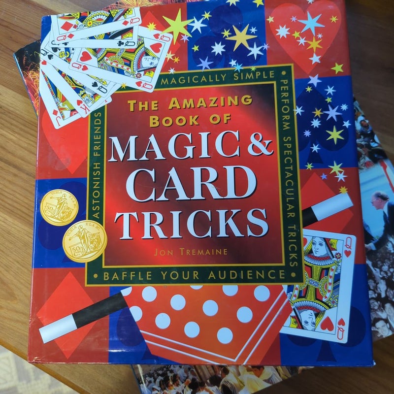 The amazing book of magic and card tricks 