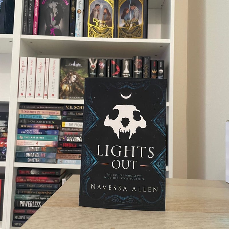 Lights Out Navessa Allen OOP Indie 