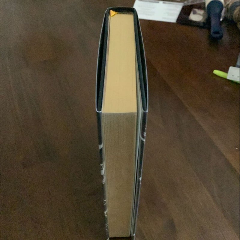 Never Die Broken Binding Edition