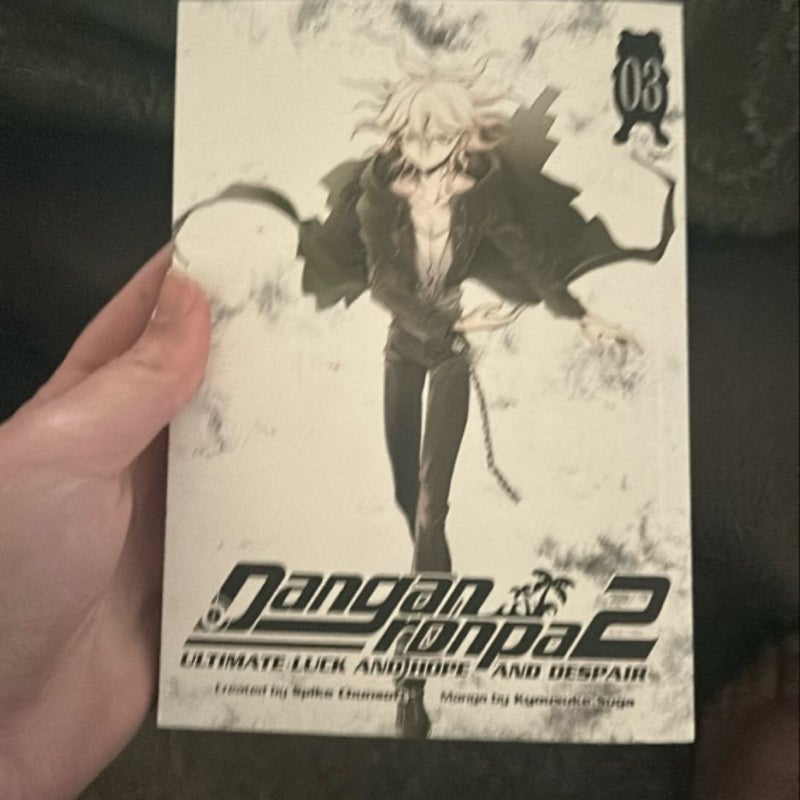 Danganronpa 2: Ultimate Luck and Hope and Despair Volume 3