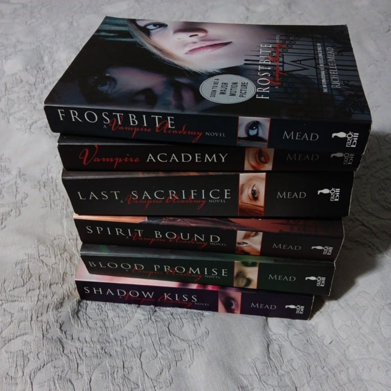 Vampire Academy complete set of 6 books