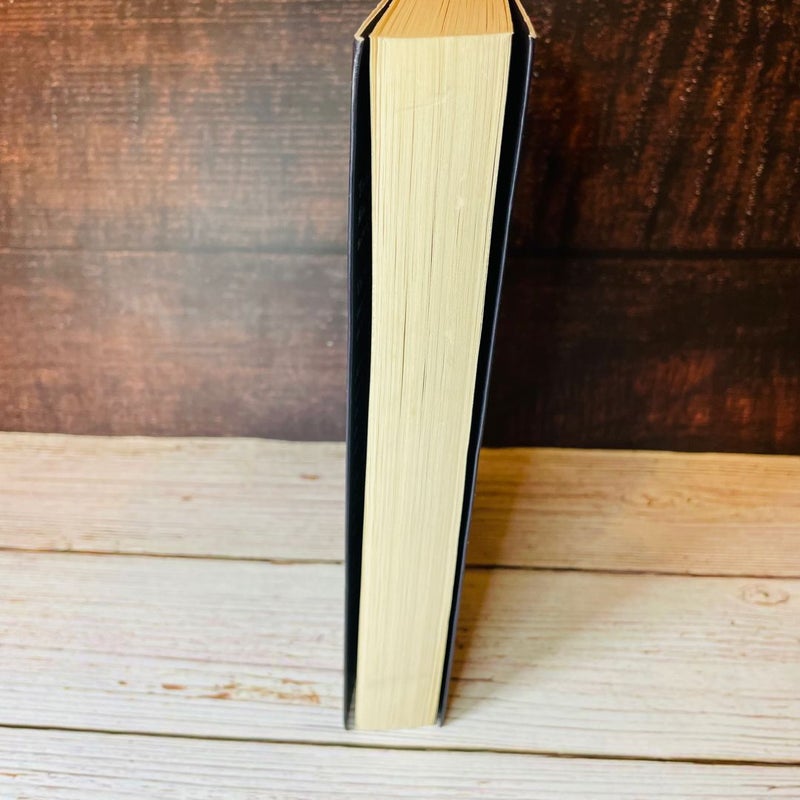 RARE Signed The Gathering Dark Leigh Bardugo Shadow and Bone 