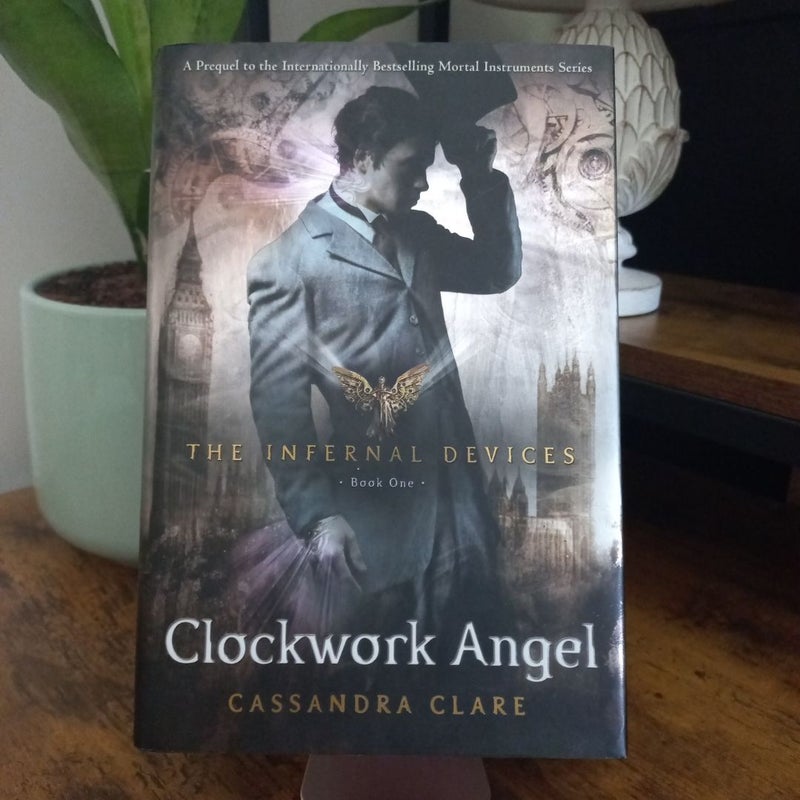 Clockwork Angel