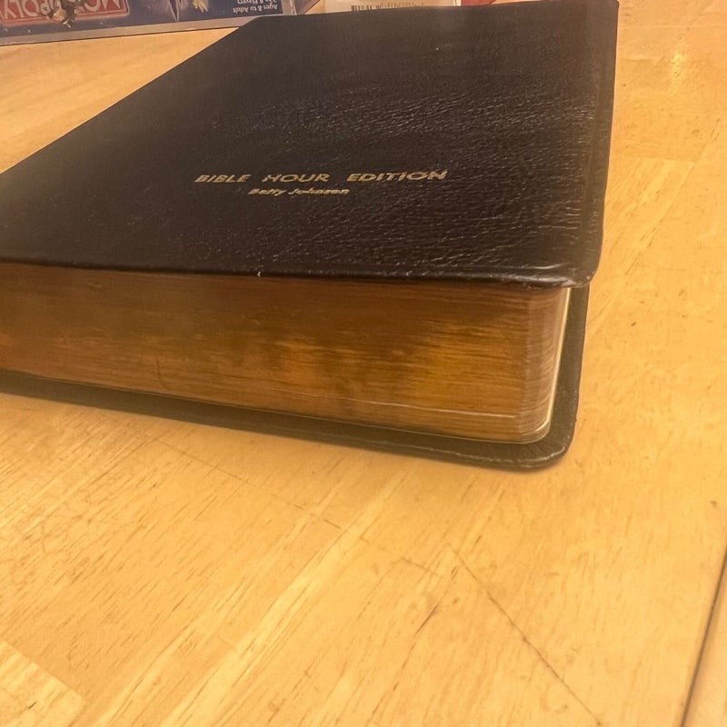 Holy Bible King James Version 1976 Bible Hour Edition Leather Soft Cover