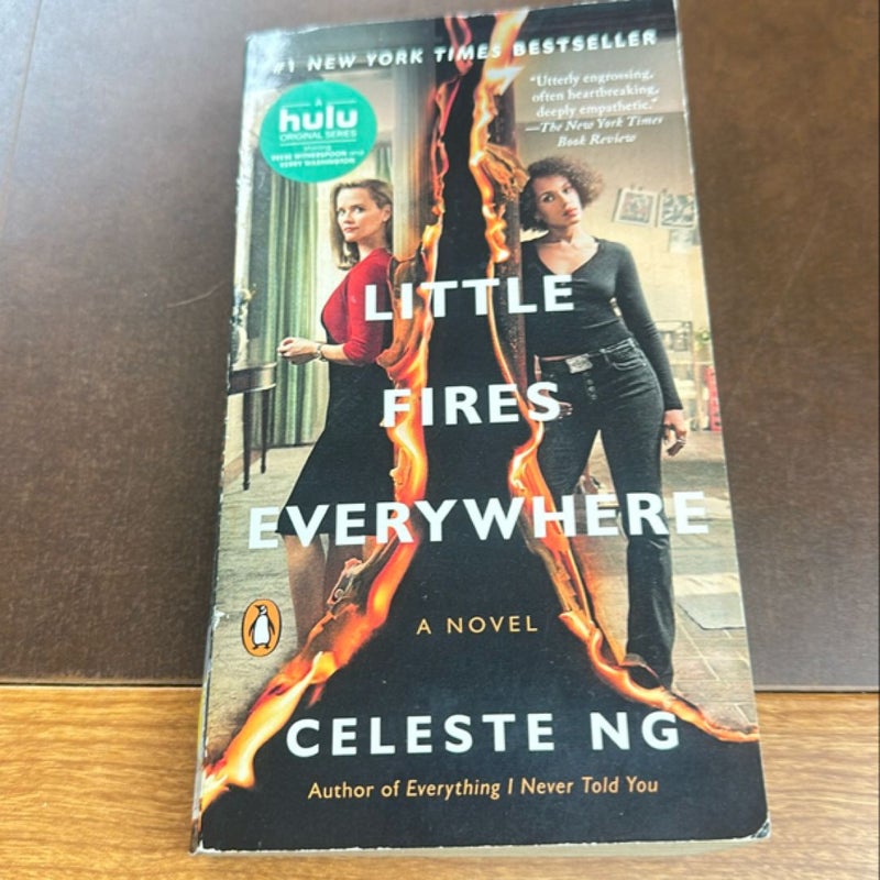 Little Fires Everywhere (Movie Tie-In)