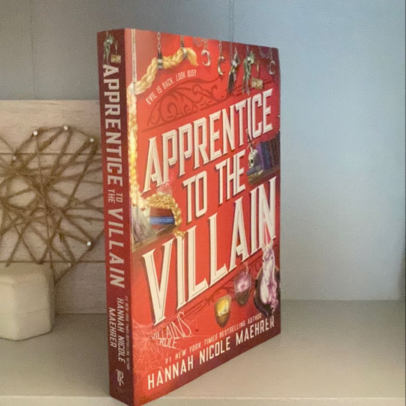 Apprentice to the Villain