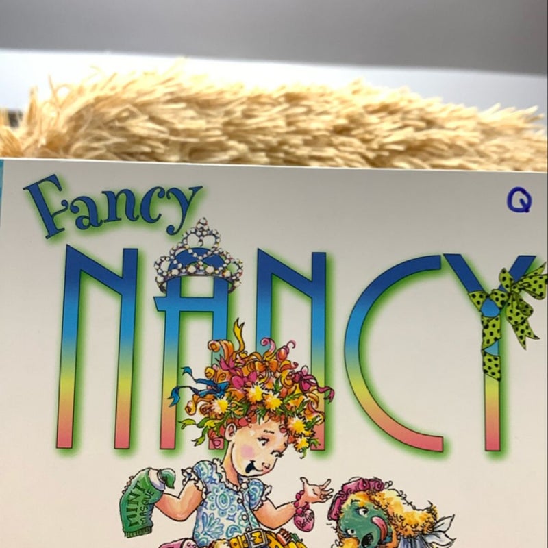 Fancy Nancy: Ooh la la! It's Beauty Day