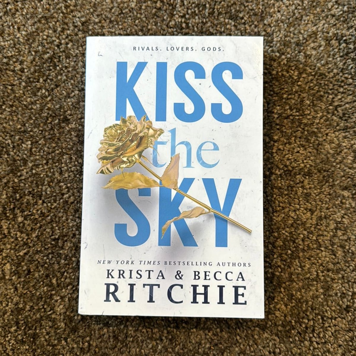 Kiss the Sky by Krista Ritchie; Becca Ritchie, Paperback | Pangobooks
