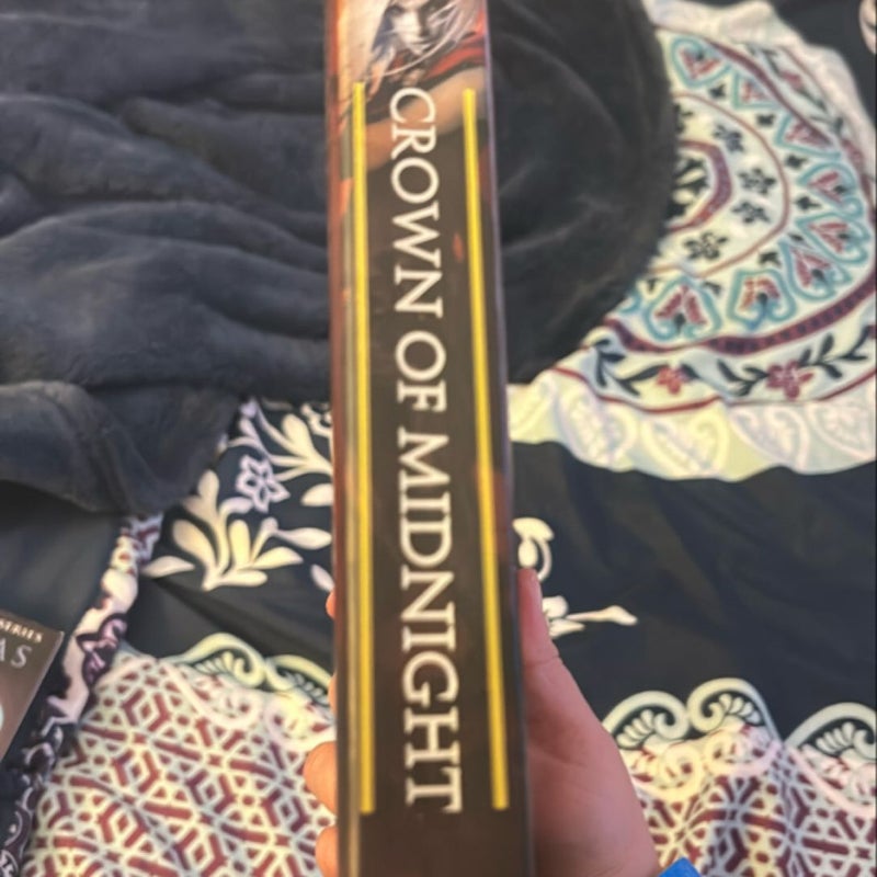 Crown of Midnight (First Cover Edition)