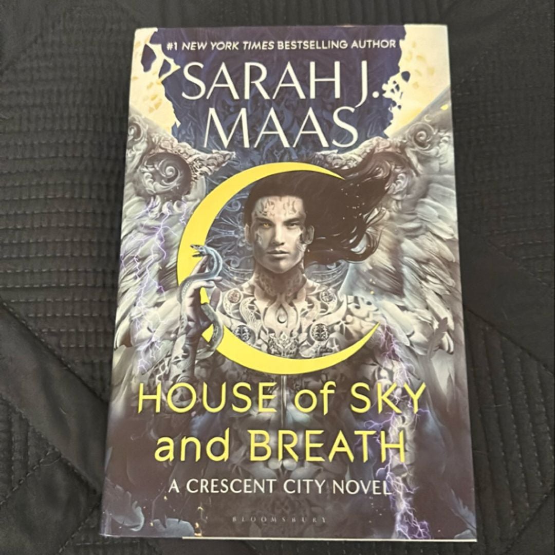 House of Sky and Breath by Sarah J. Maas, Hardcover | Pangobooks