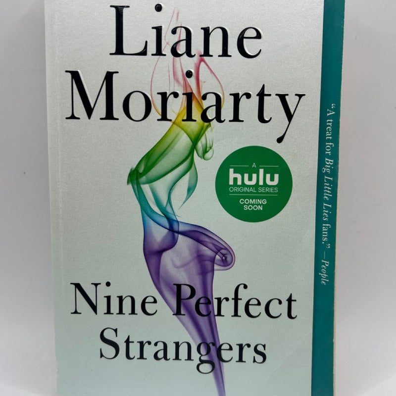 Fiction Mystery Bundle: Lucy Foley The Guest List, Liane Moriarty Nine Perfect Strangers, Jessica Knoll Luckiest Girl Alive, Gillian Flynn Gone Girl, Mary Kubica The Good Girl