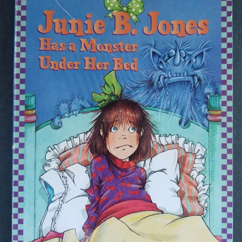 ALMOST COMPLETE SET OF 20 SCHOLASTIC JUNIE B. JONES BOOKS W/STICKERS & FOIL COVERS