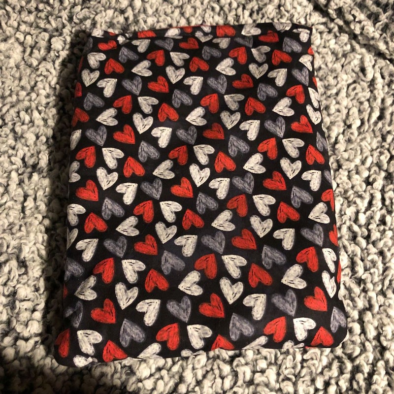 Hearts Padded Booksleeve