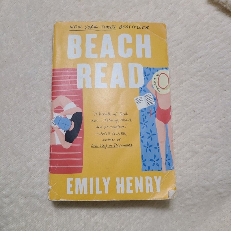 Beach Read book by Emily Henry
