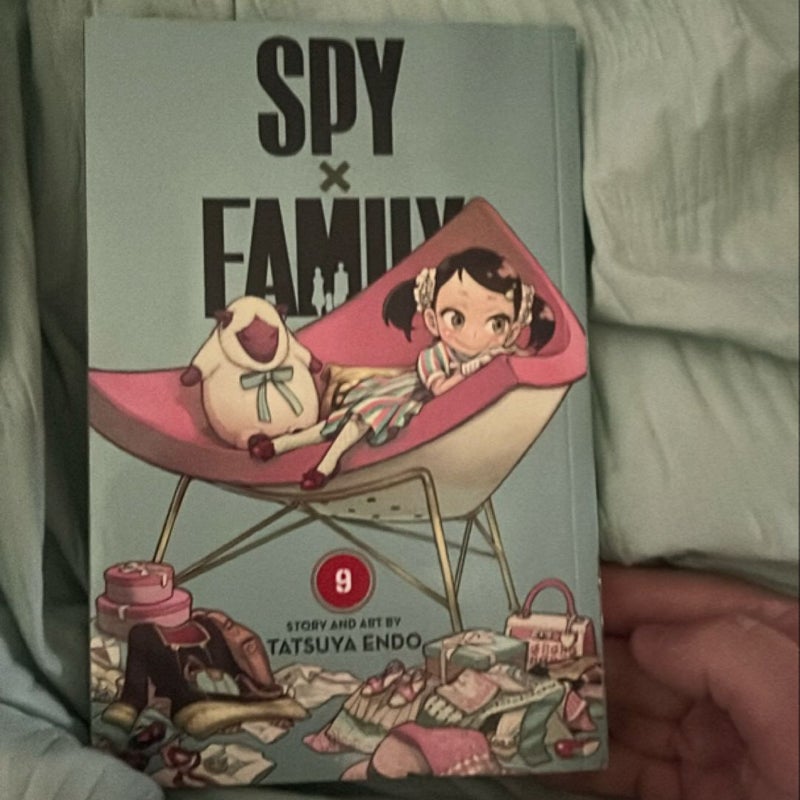 Spy X Family, Vol. 9