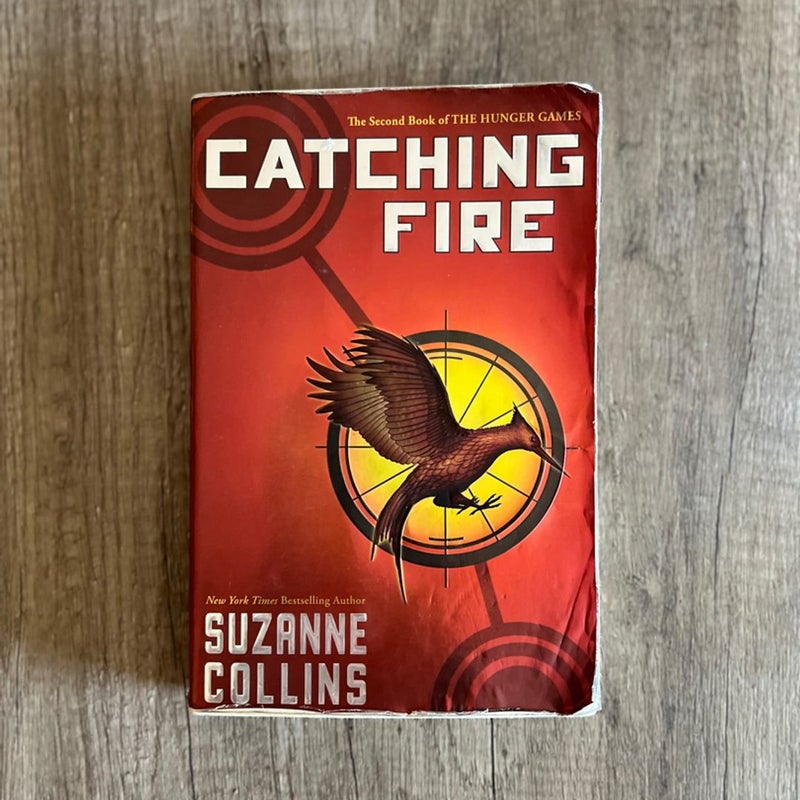 BIBLIO, The Hunger Games by Suzanne Collins, Paperback, 10/02/20, Scholastic