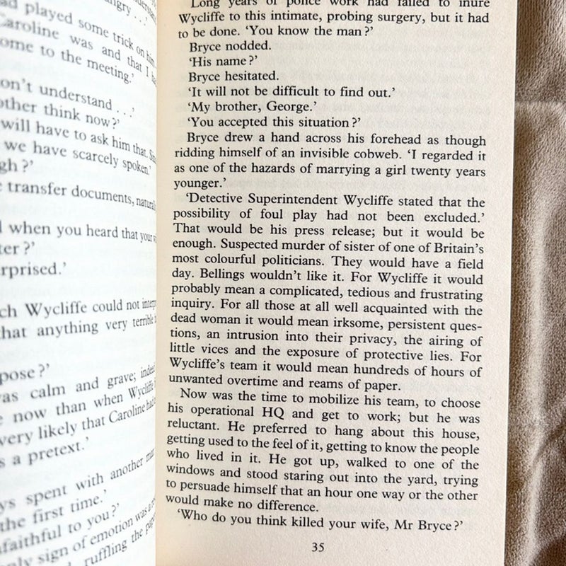 Wycliffe and the Guilt Edged Alibi  1464