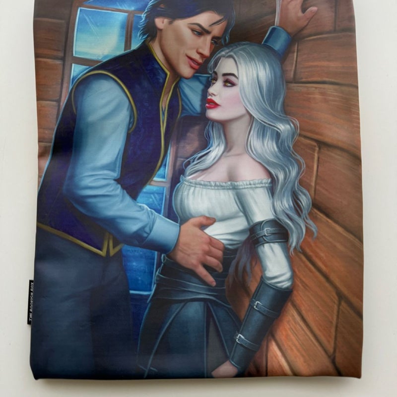 Bookish Box Sarah J Maas Dorian and Manon Book Sleeve