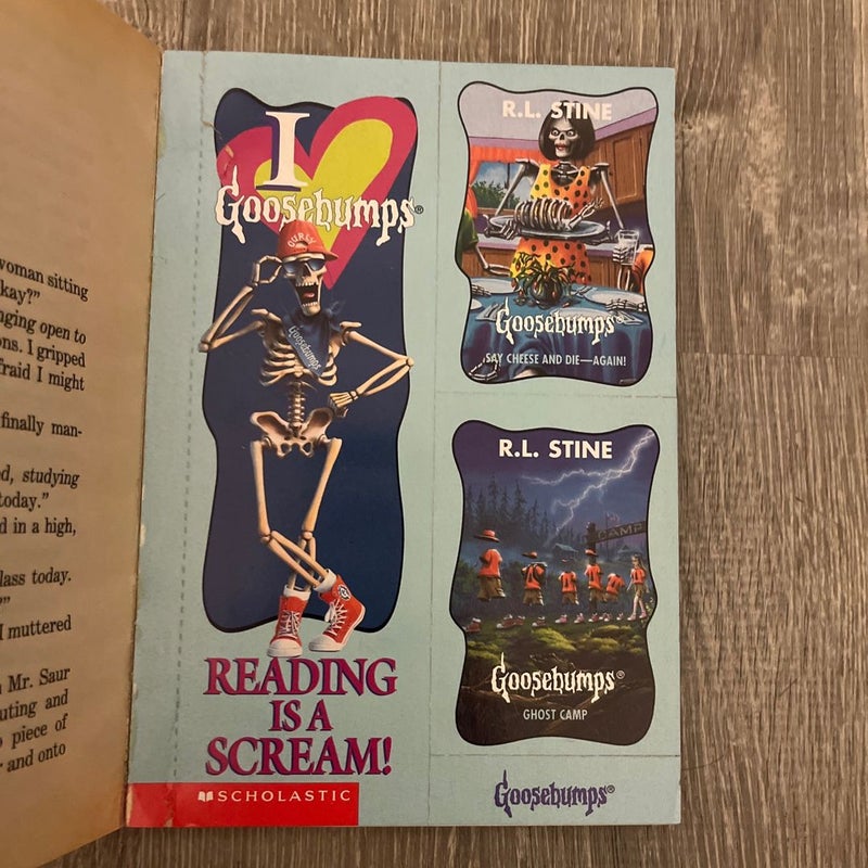 Goosebumps Cheese and Die, Again! R. L. Stine Vintage 90s 1996 W/Trading Cards!