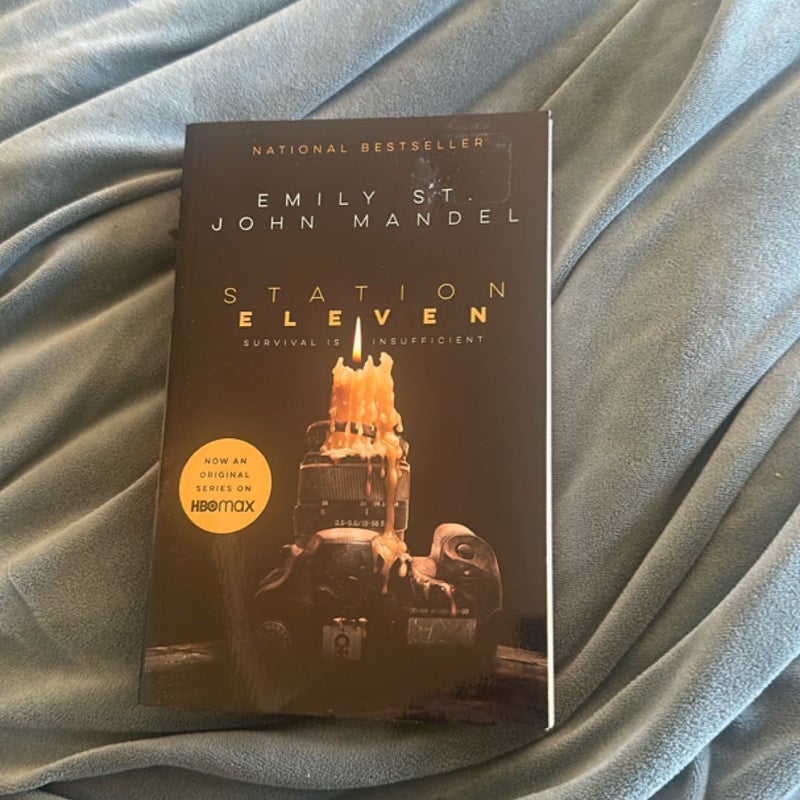 Station Eleven (Television Tie-In)