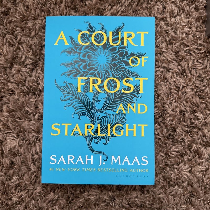 A Court of Thorns and Roses Paperback Box Set (5 Books)