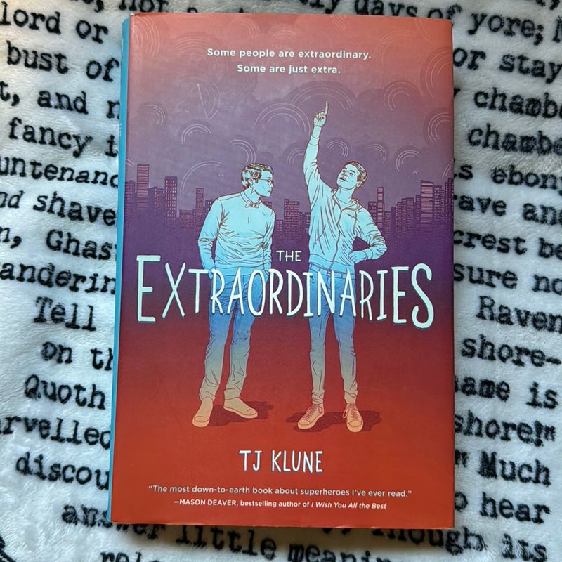 The Extraordinaries (The Extraordinaries, 1): 9781250203656: Klune, TJ:  Books 