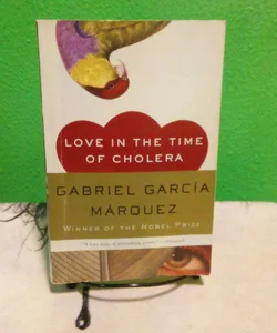 First Vintage International Edition - Love in the Time of Cholera