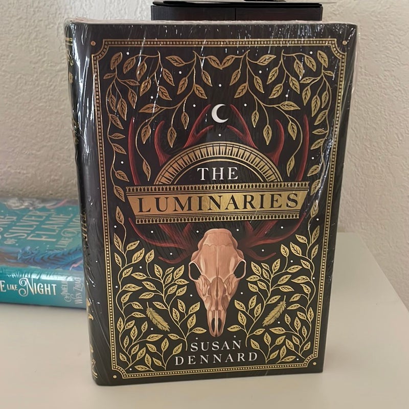 The Luminaries - Illumicrate Edition 
