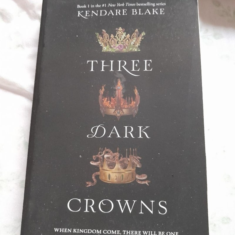 Three Dark Crowns