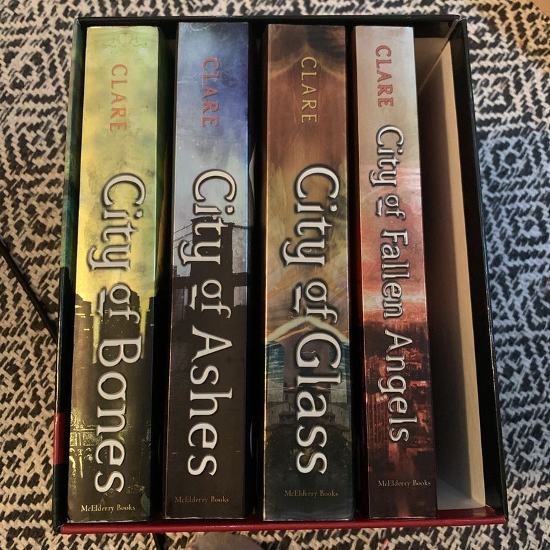 The Mortal Instruments Box Set 