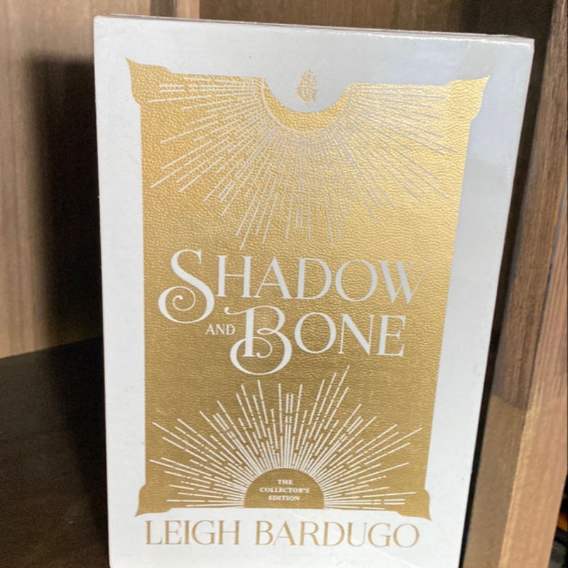 Shadow and Bone: the Collector's Edition