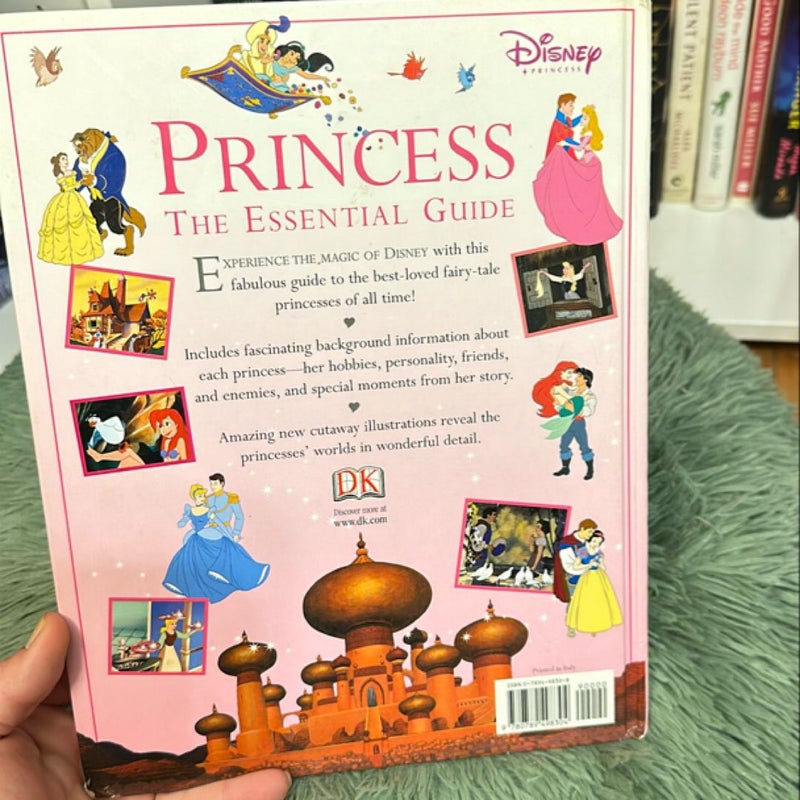 Disney Princess Essential Guide