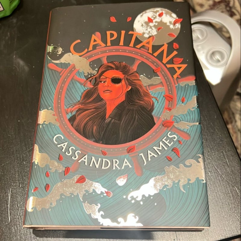 Capitana (Illumicrate special edition)