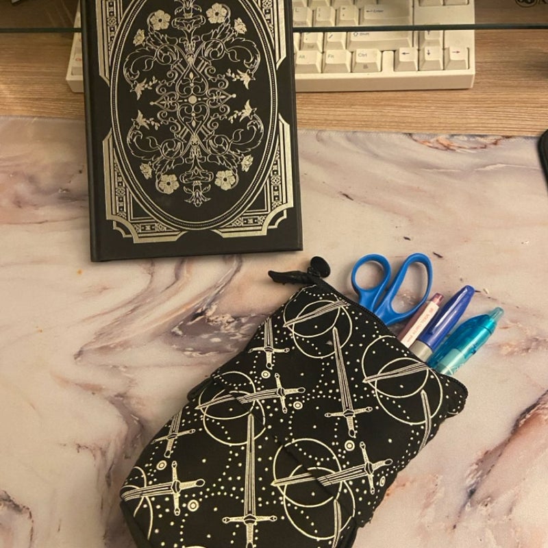 Illumicrate Dark Academia Reading Journal & Pencil Pouch