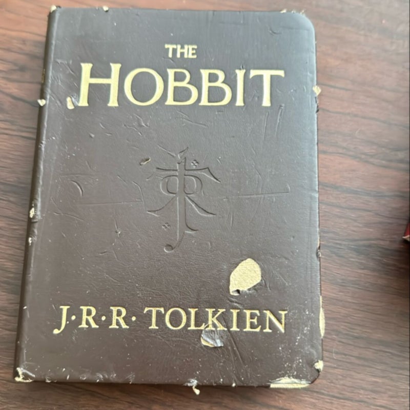 The Hobbit: Deluxe Pocket Edition