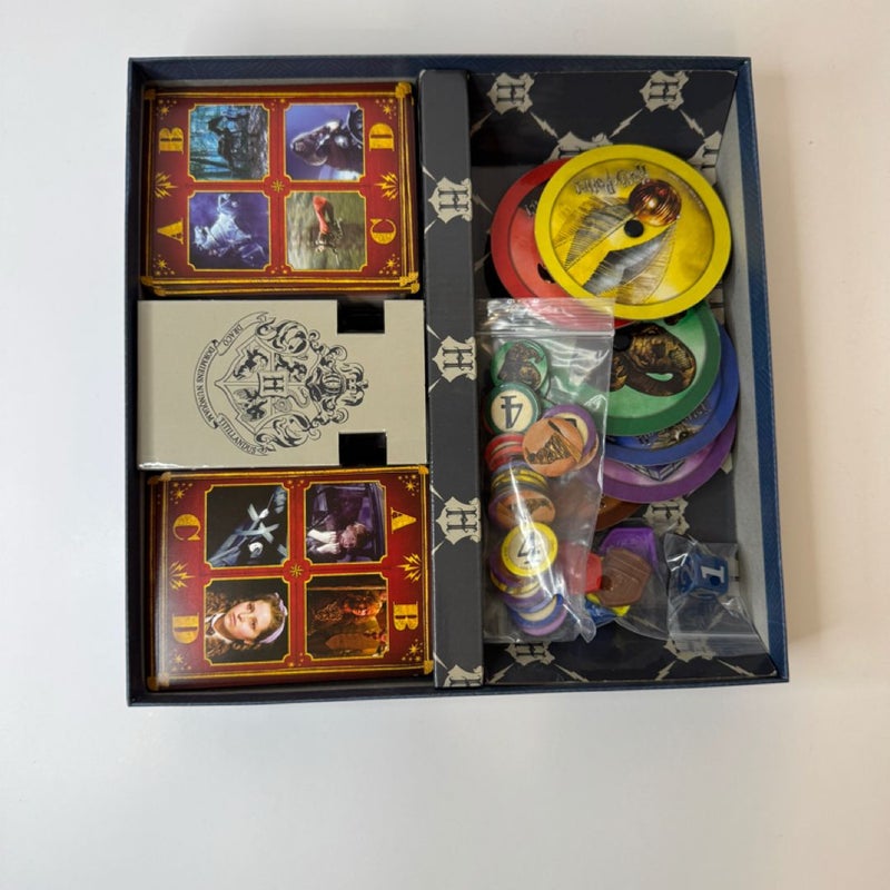 PUZZLE Pictopia: Harry Potter Edition Family Trivia Board Game