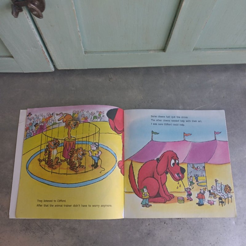 Clifford at the Circus