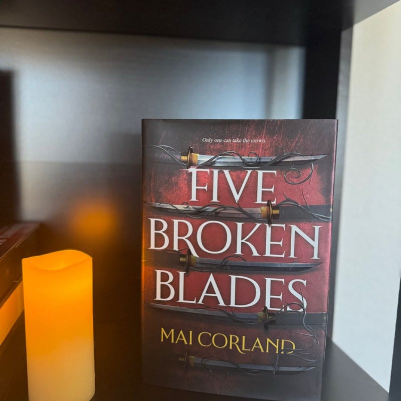 Five Broken Blades (Deluxe Limited Edition)