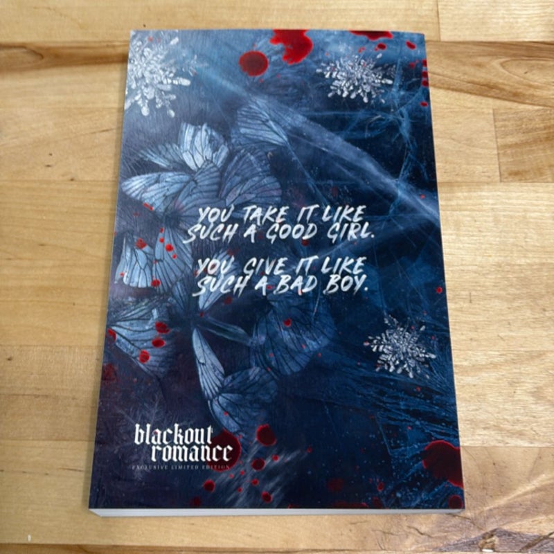 Slashes in the Snow - Blackout Romance Special Edition