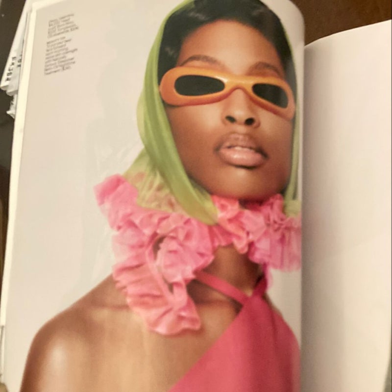 ELLE The power of Fashion April 2022