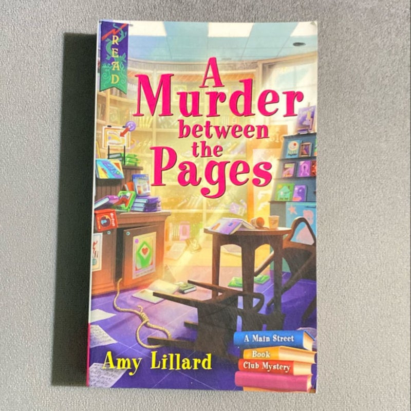 A Murder Between the Pages