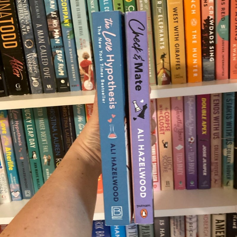 The Love Hypothesis; B&N Check & Mate