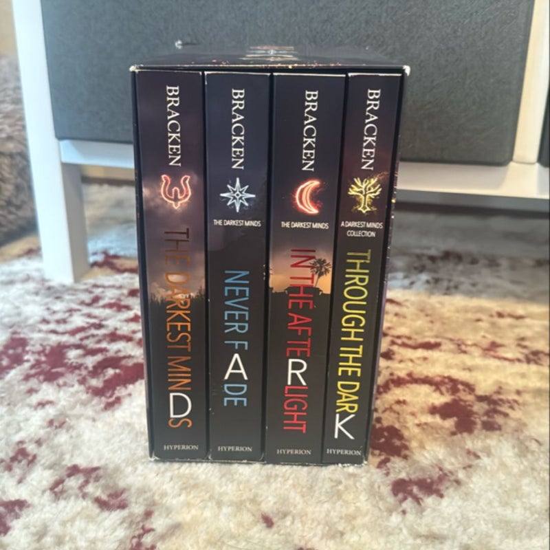 The Darkest Minds Series Boxed Set [4-Book Paperback Boxed Set] (the Darkest Minds)