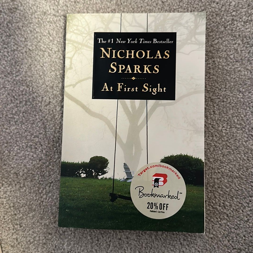 At first sight by nicholas sparks, Paperback
